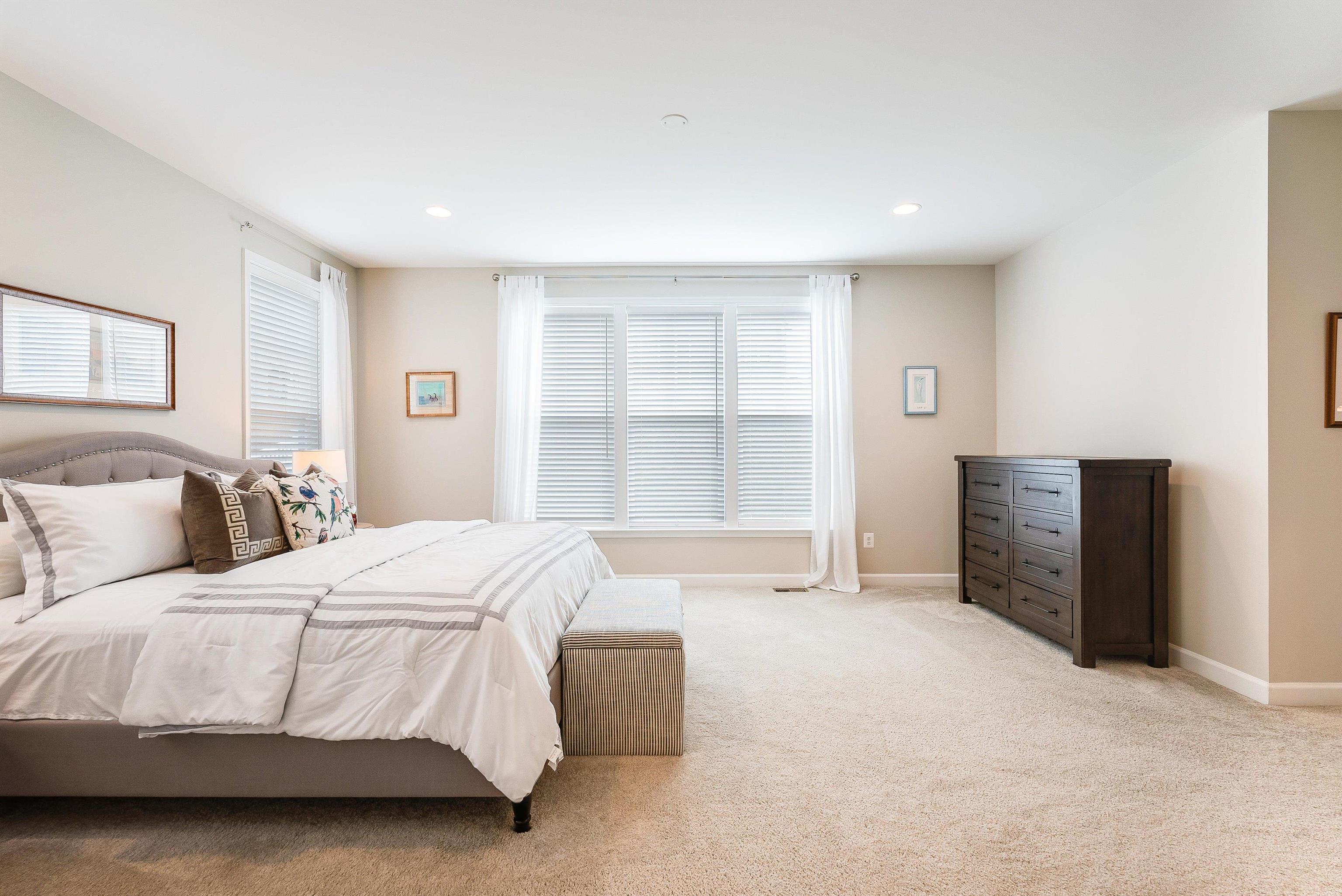 3130 CLUBHOUSE HILL RD