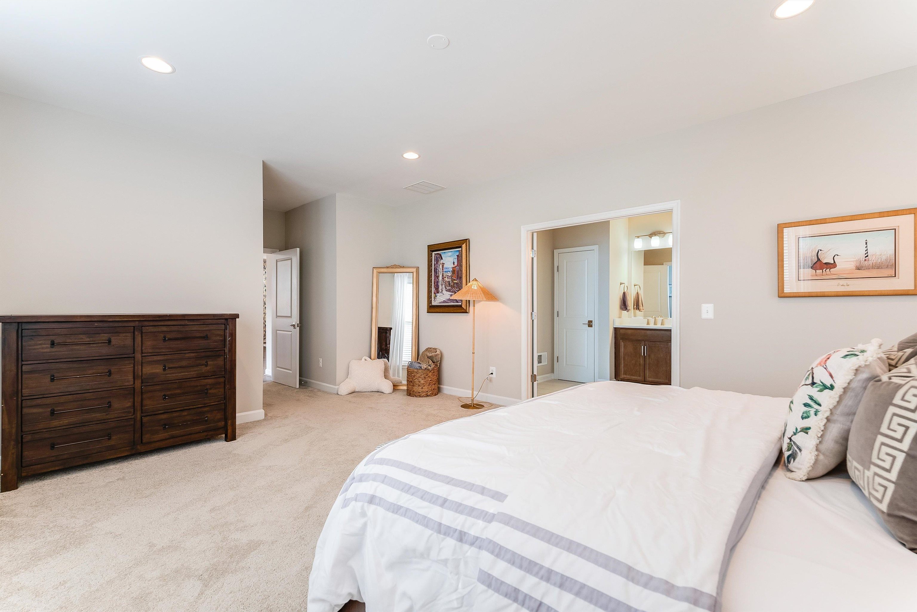 3130 CLUBHOUSE HILL RD