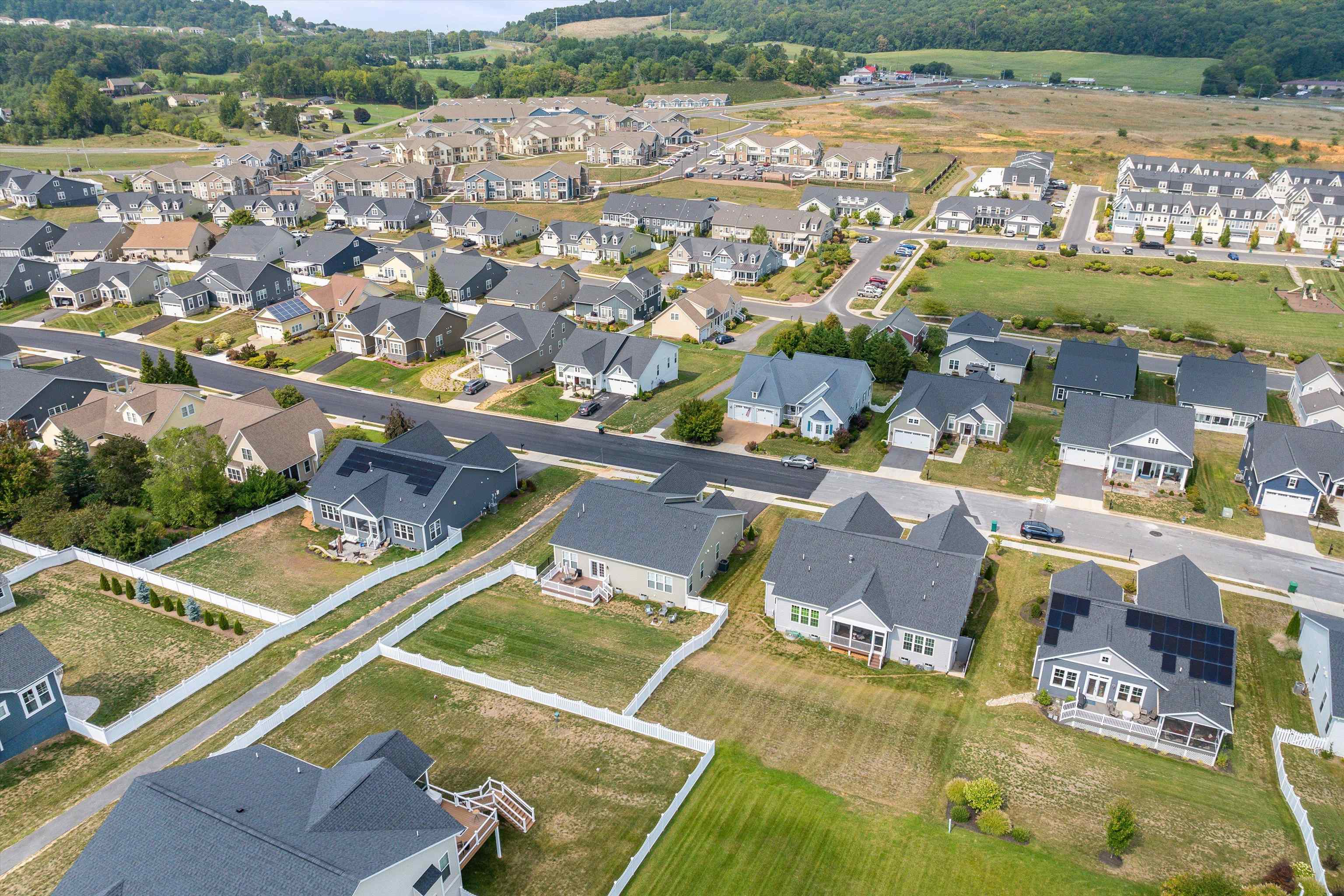 3130 CLUBHOUSE HILL RD