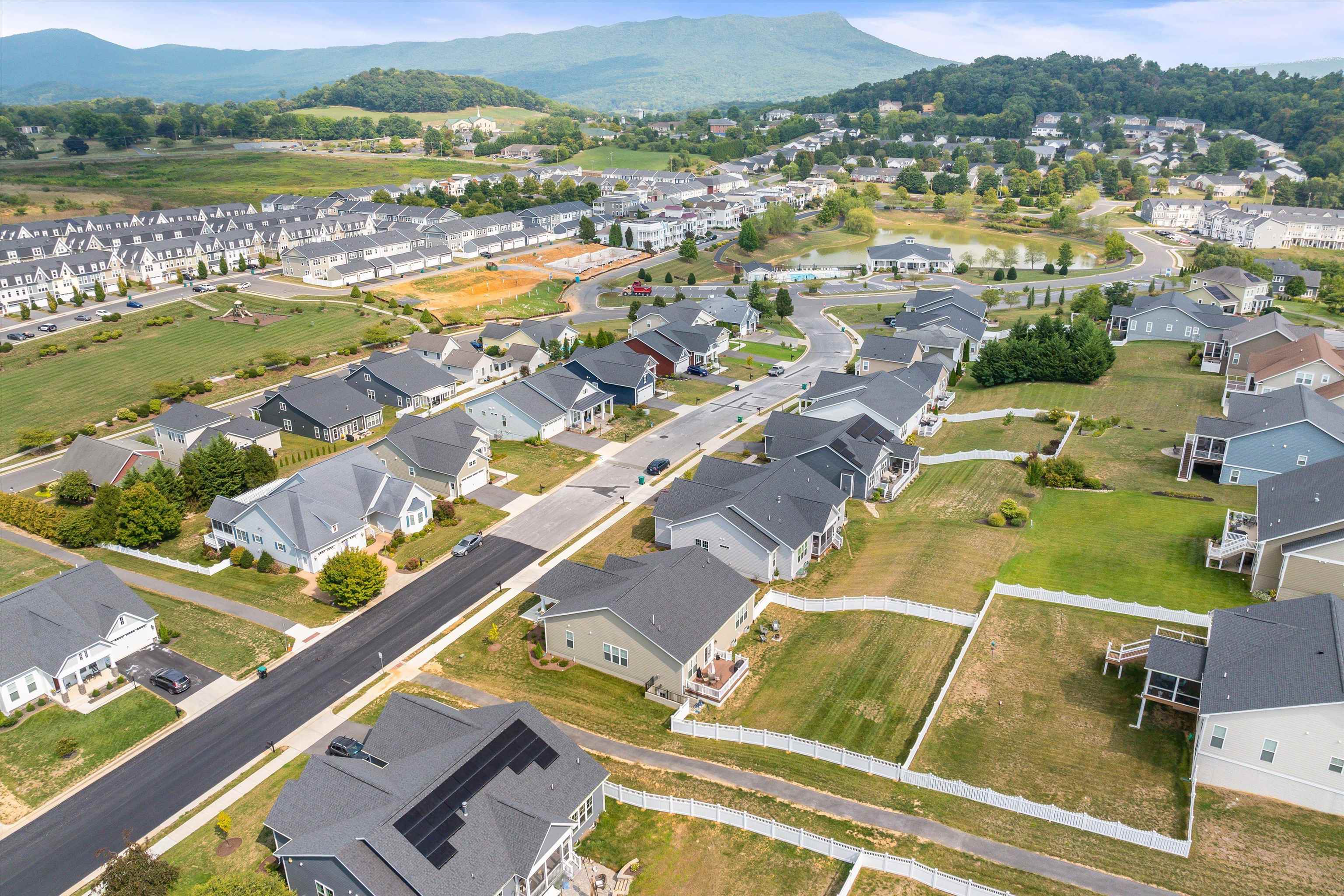 3130 CLUBHOUSE HILL RD