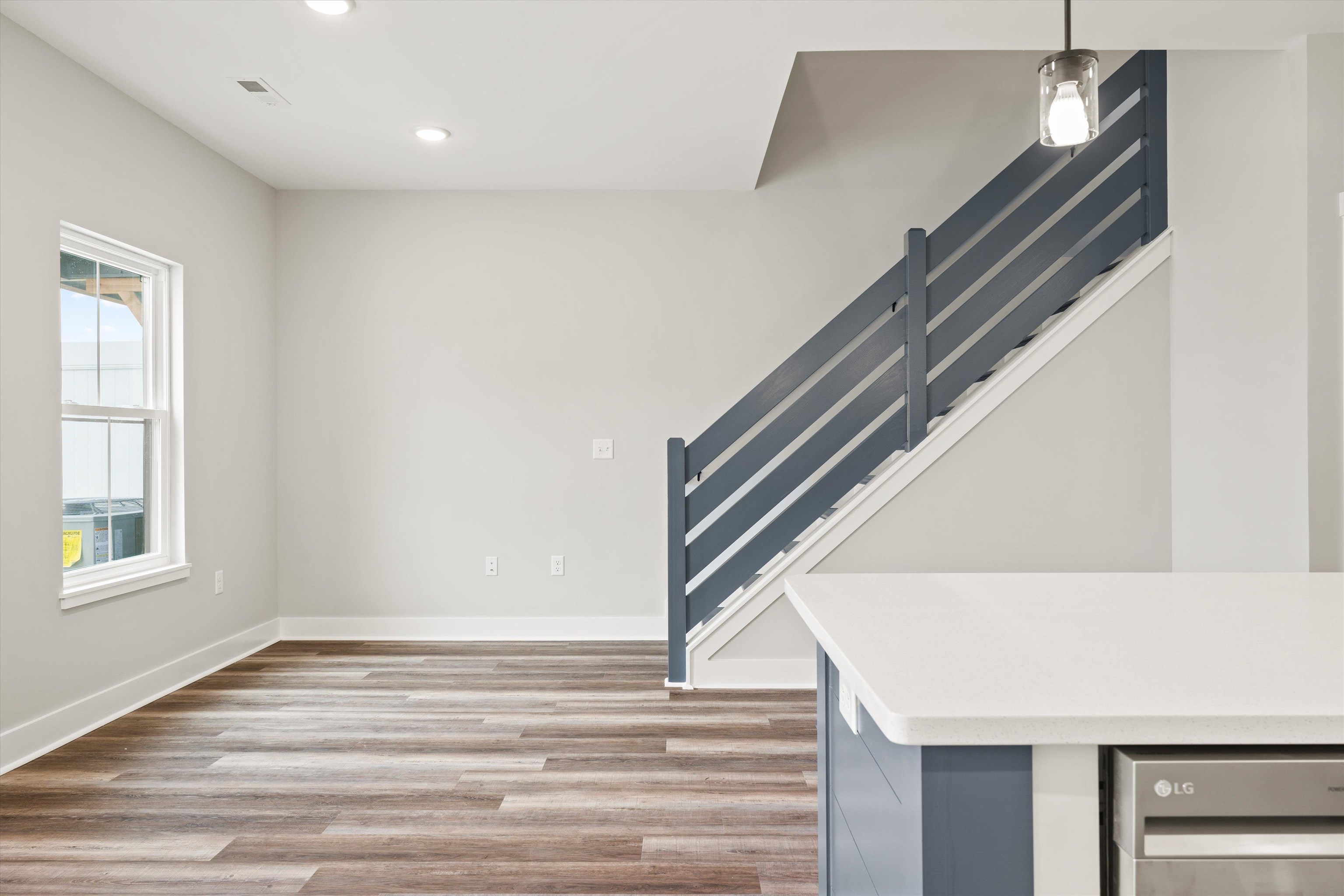 10 PRAIRIE CT