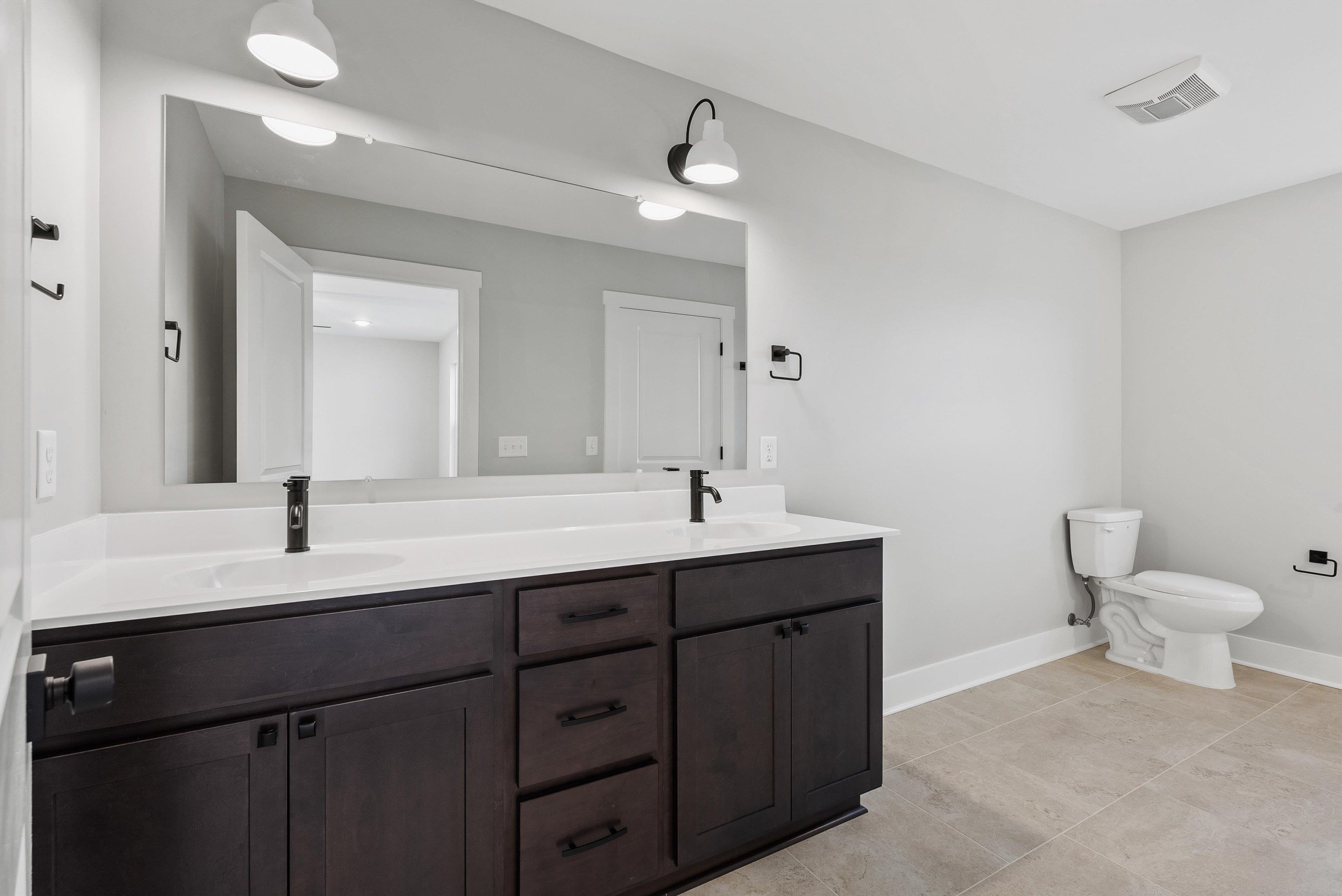 5 PRAIRIE CT