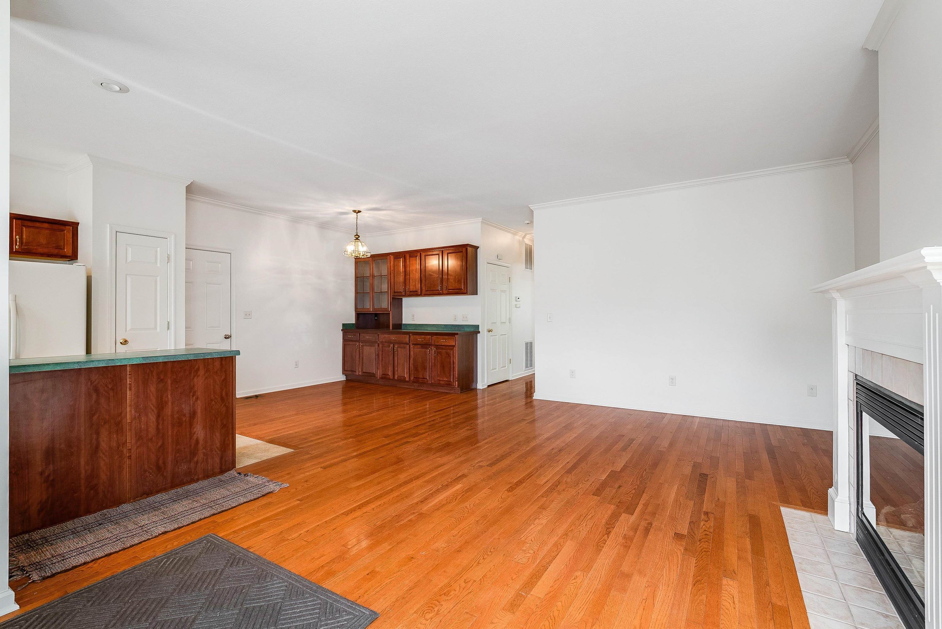 43 GREENVIEW LN