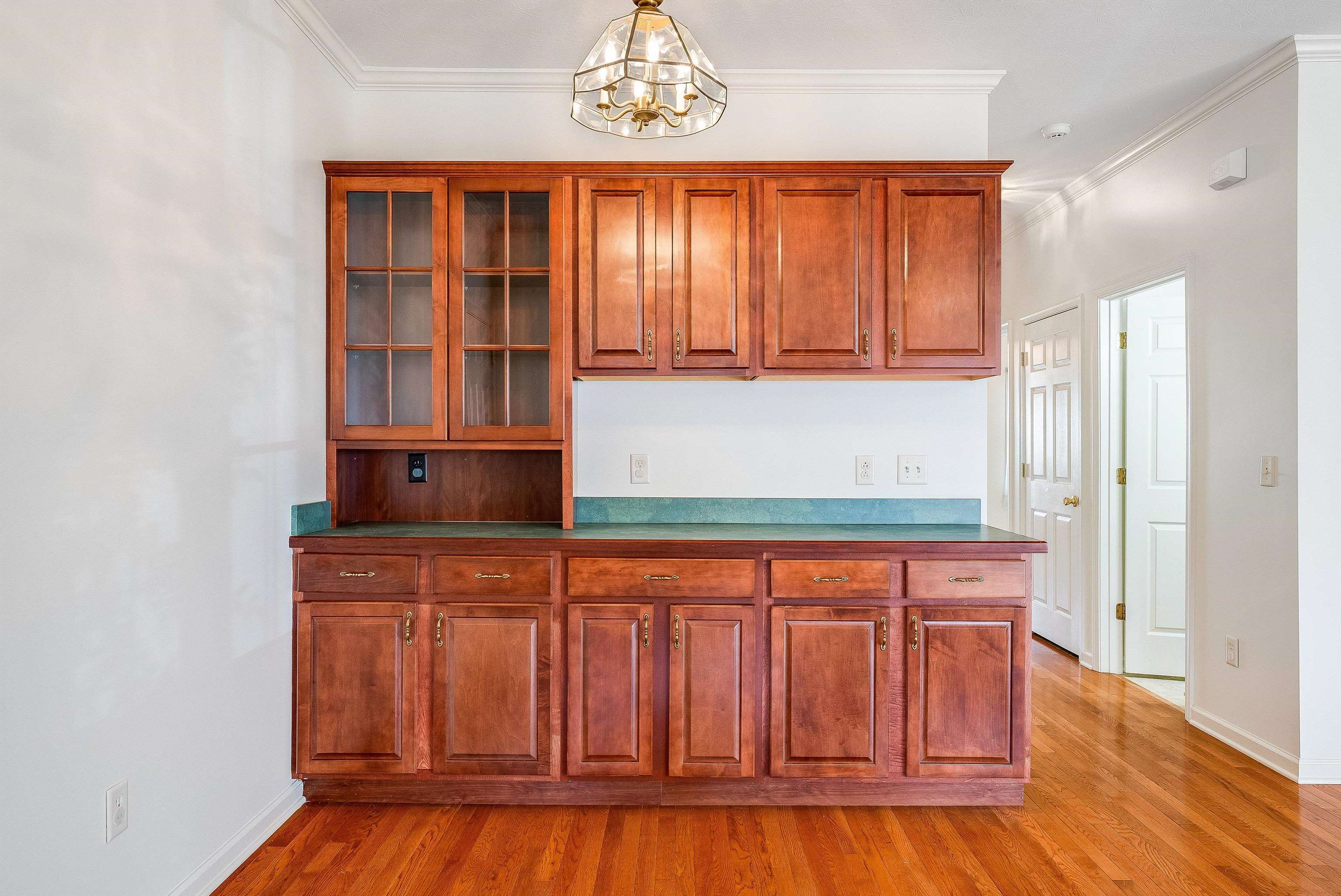 43 GREENVIEW LN