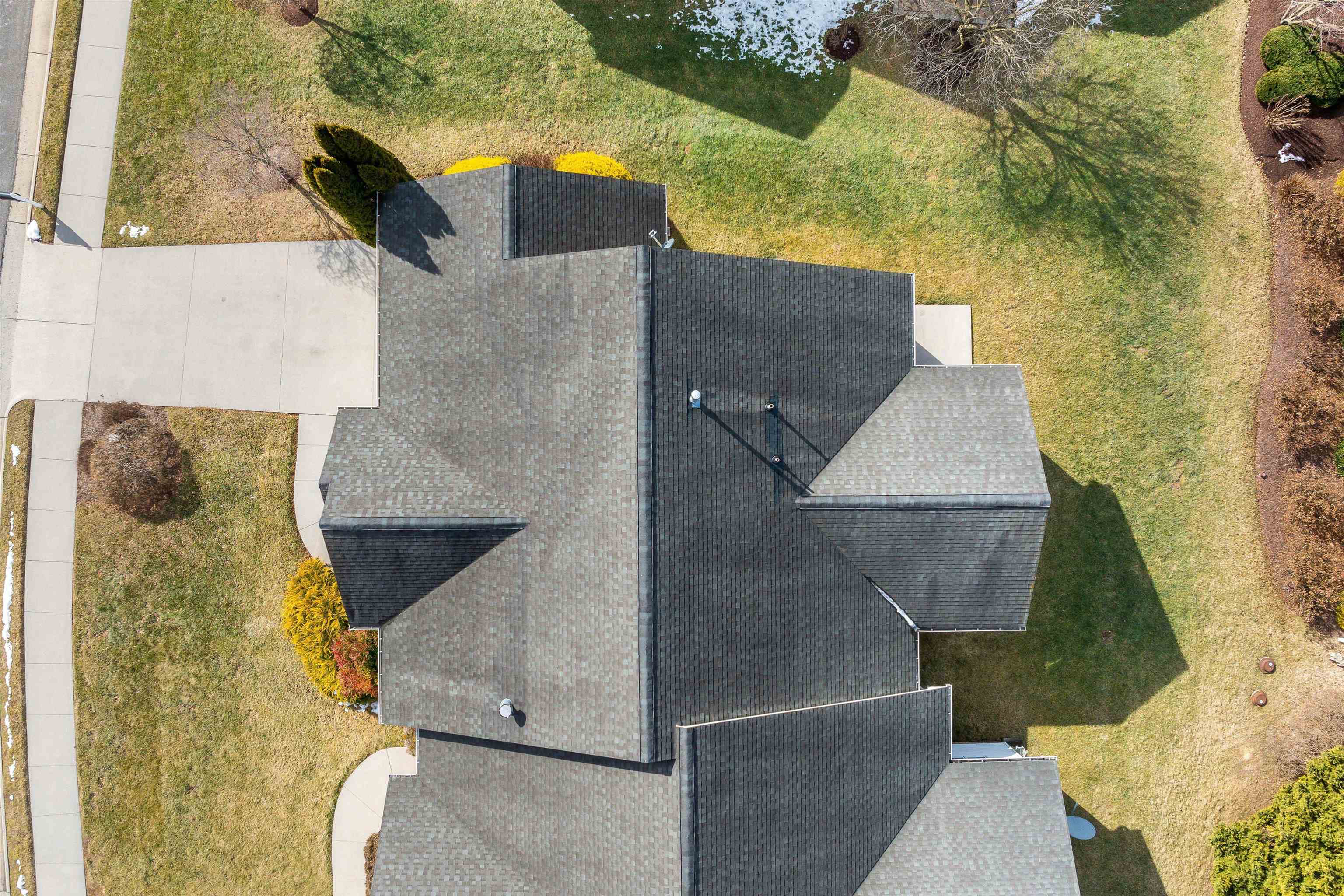 43 GREENVIEW LN