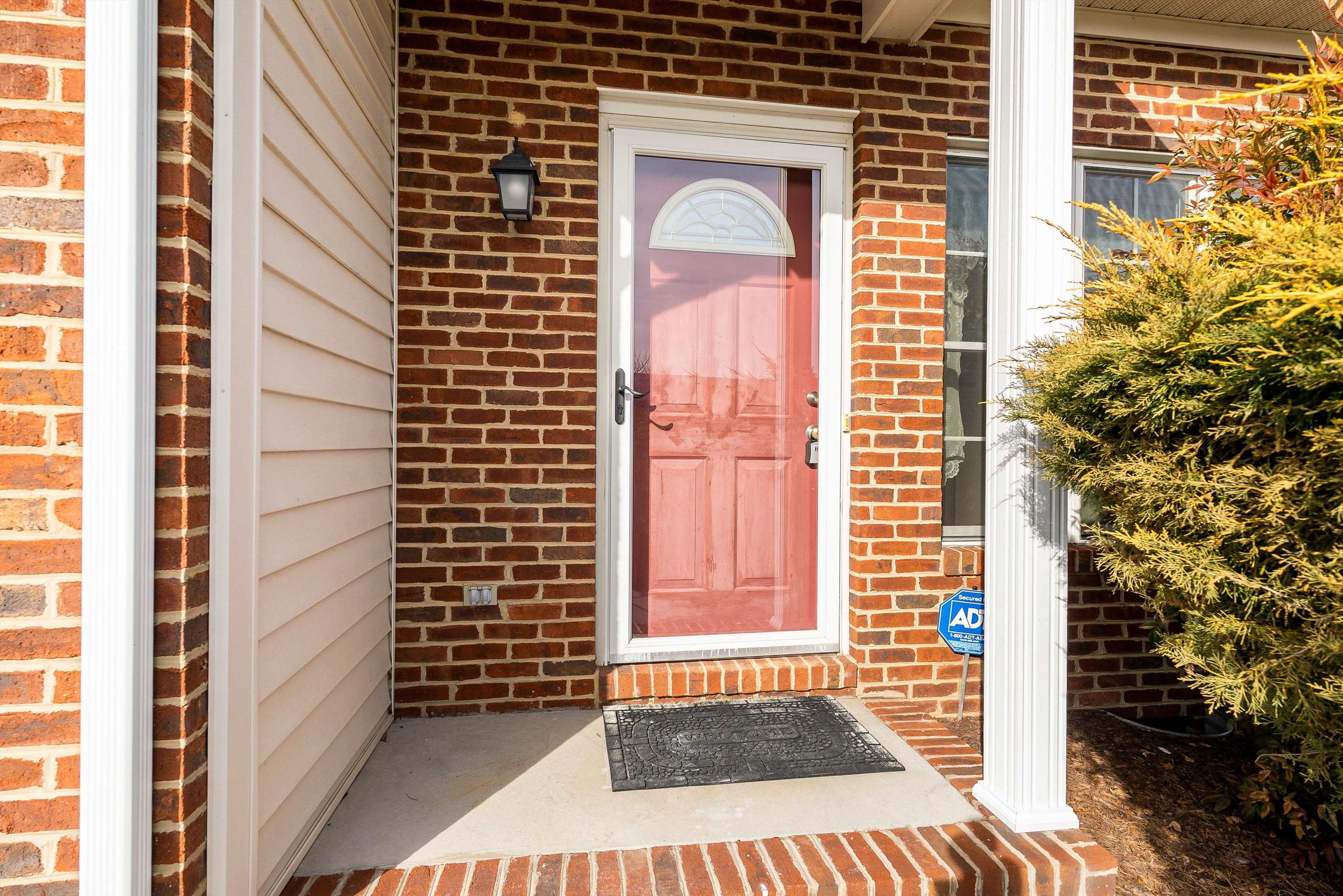 43 GREENVIEW LN