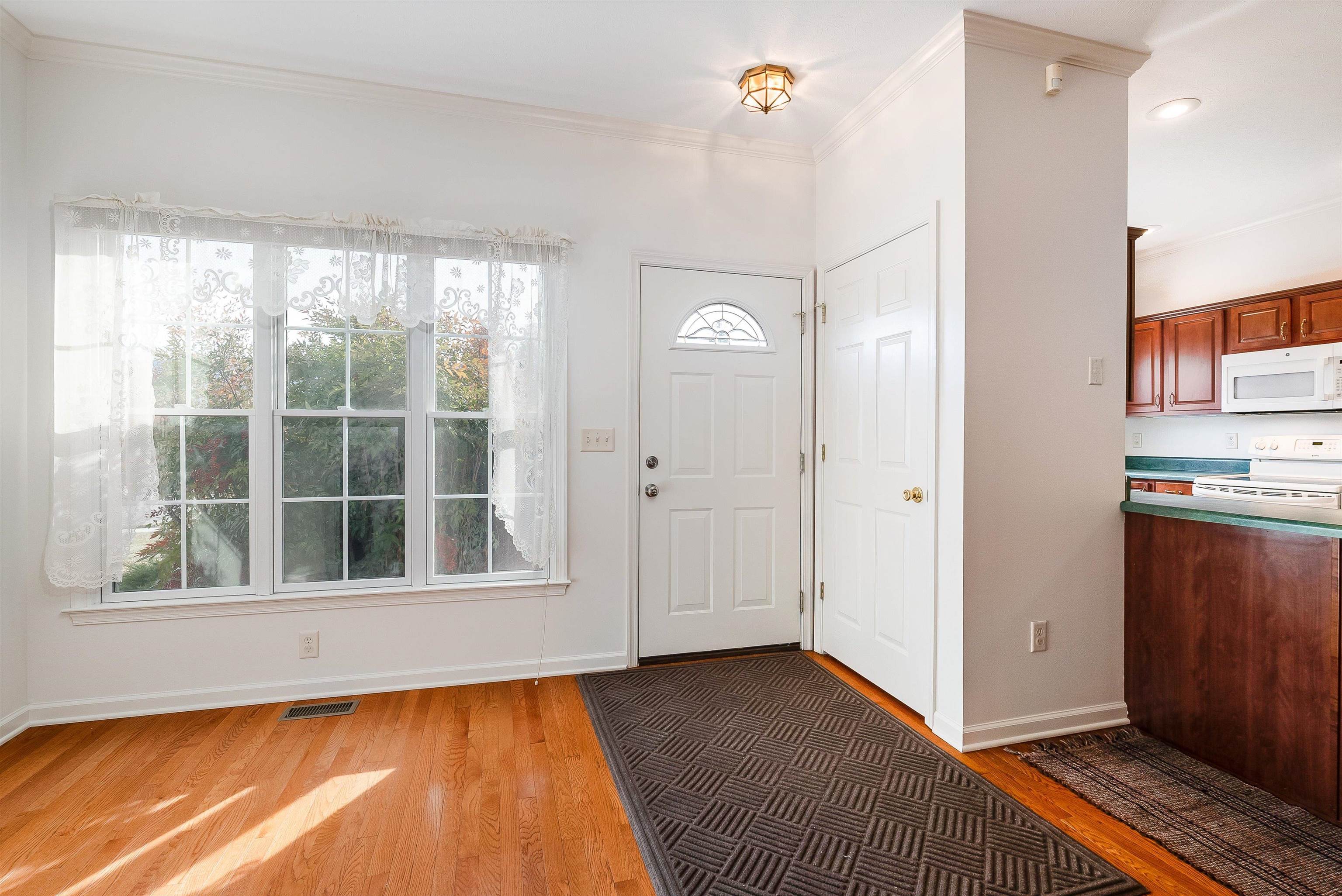43 GREENVIEW LN