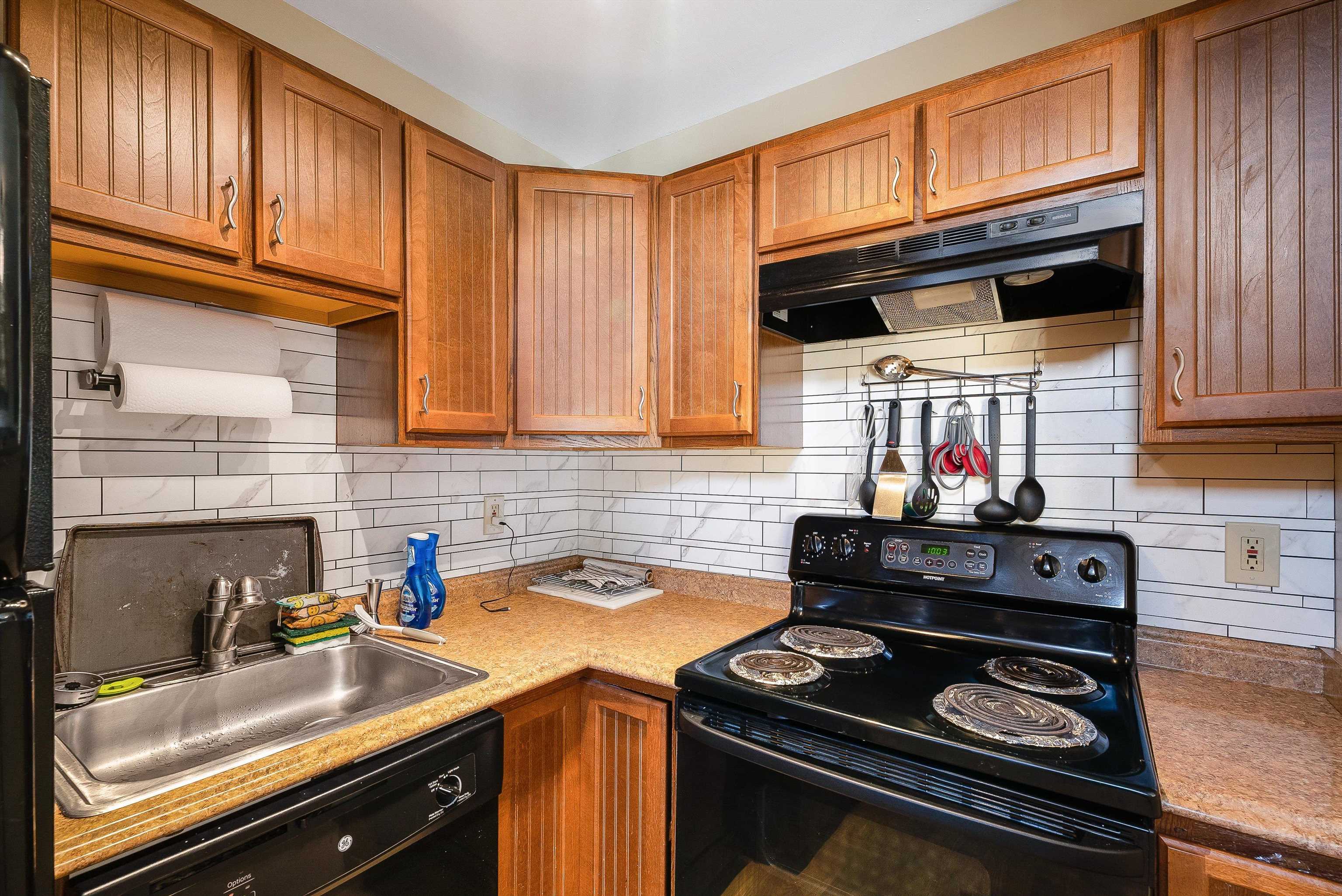 1305 BRADLEY DR
