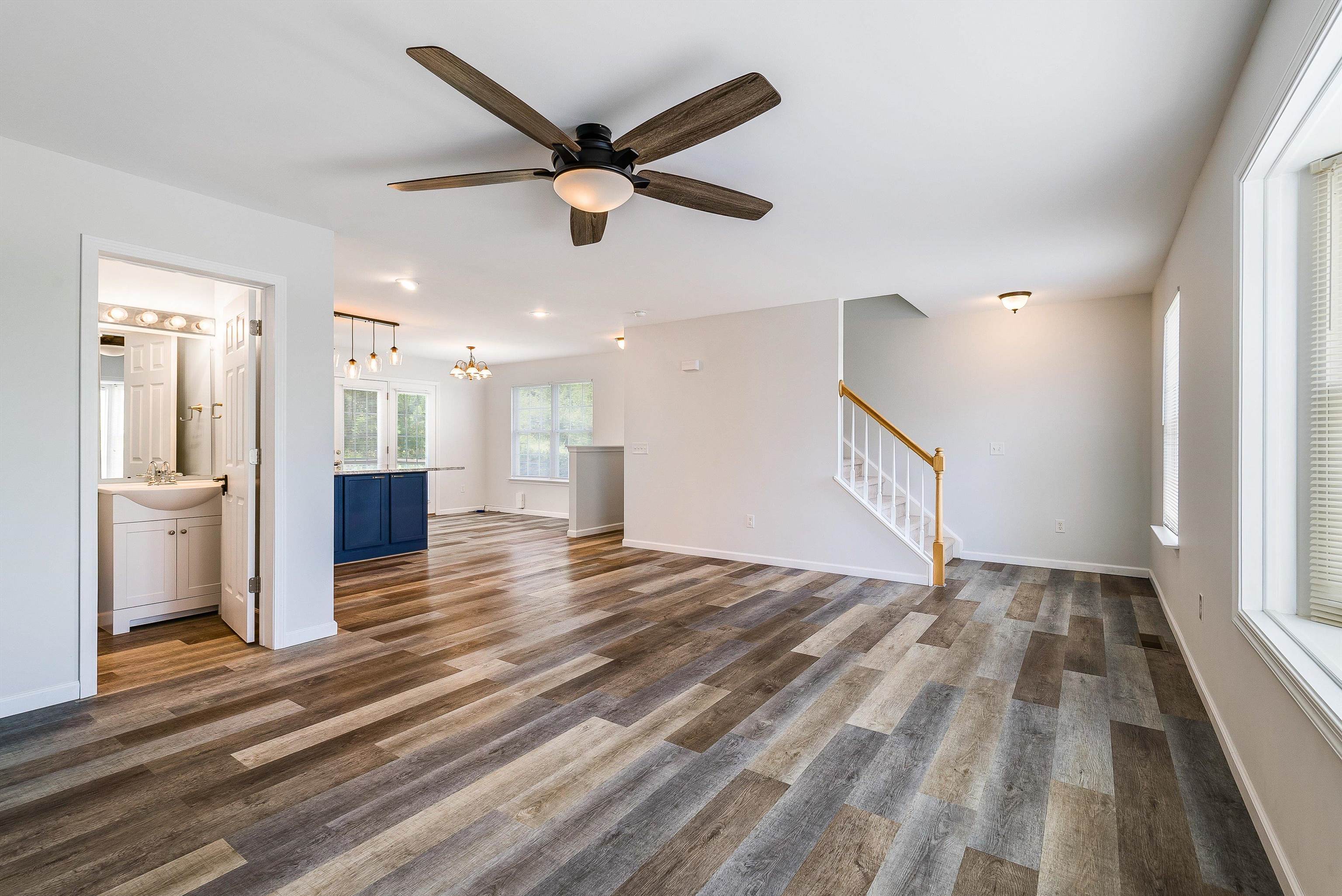 533 POINTE DR