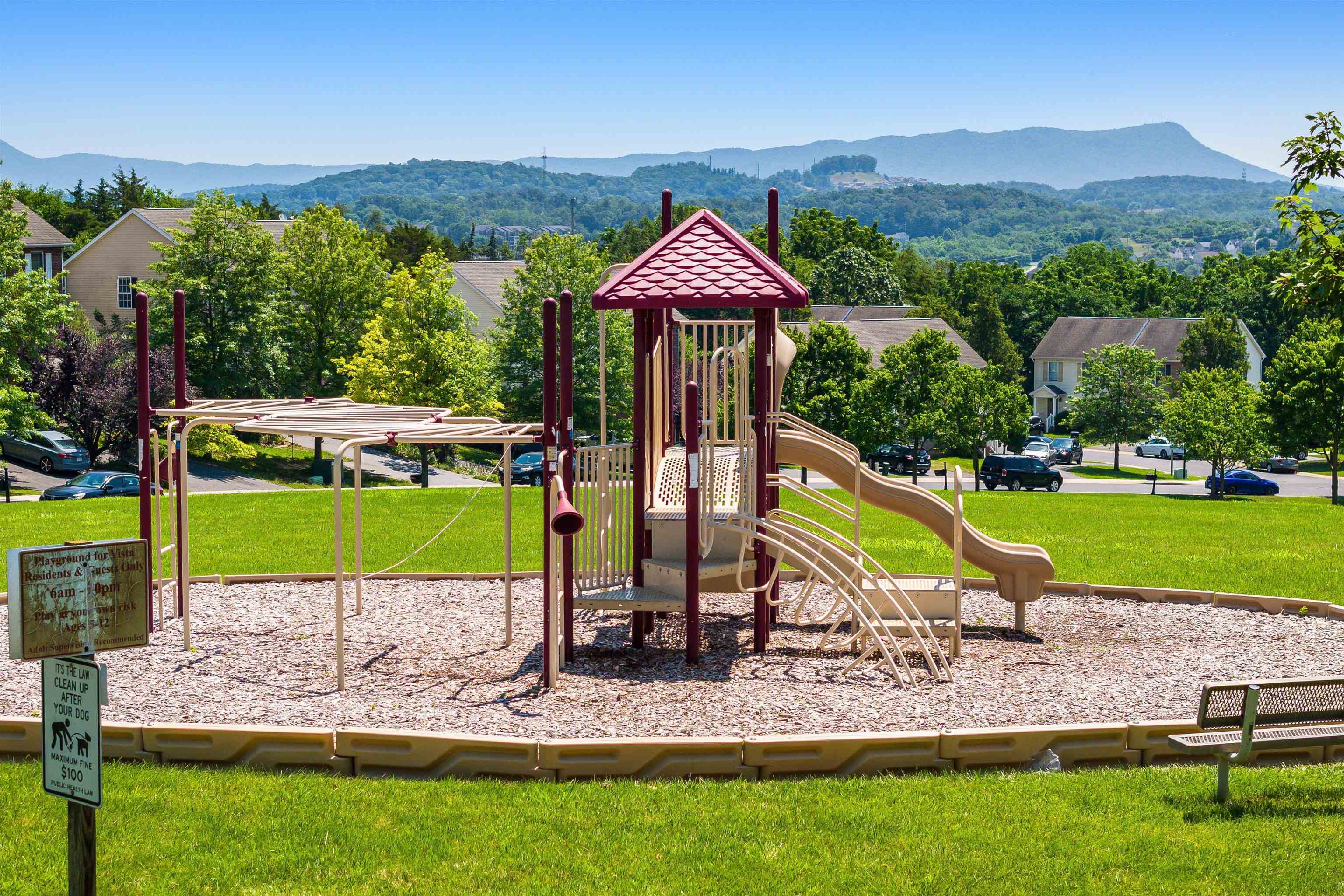 533 POINTE DR
