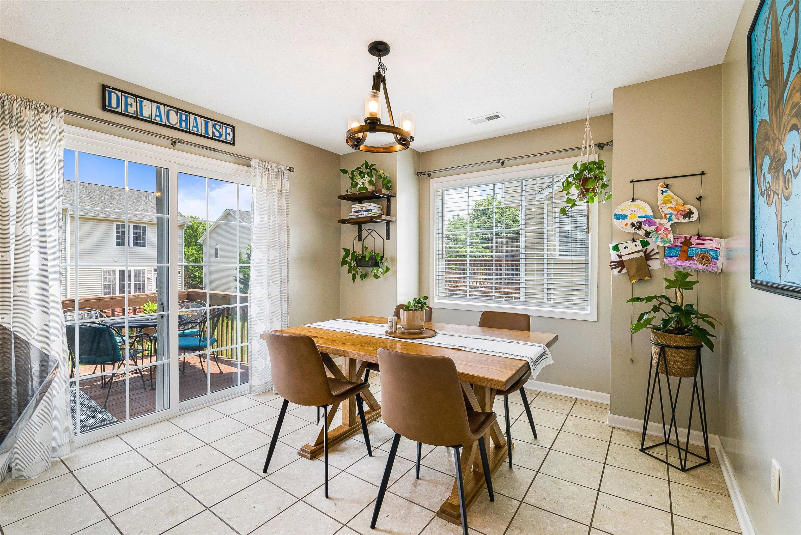 2881 TAYLOR SPRING LN