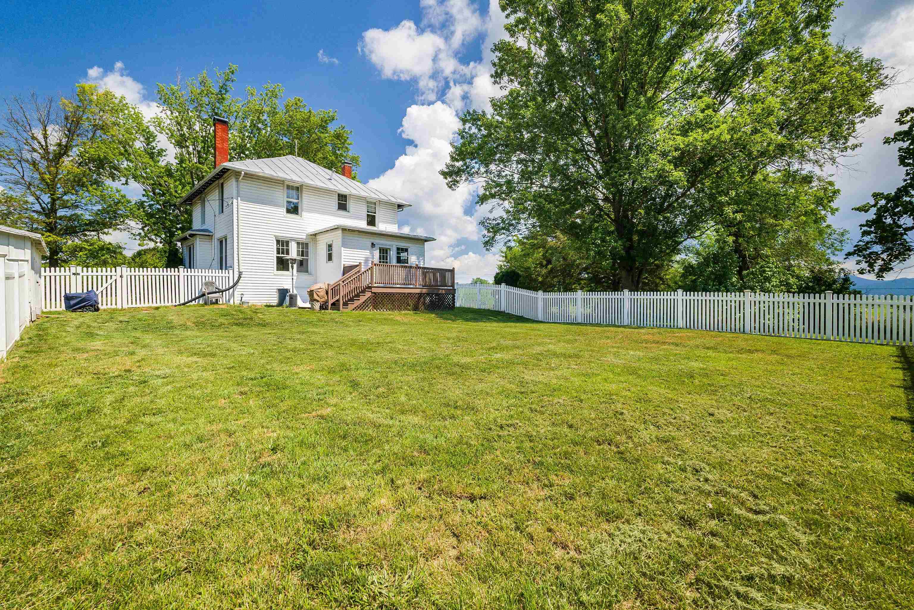 3027 CROSS KEYS RD