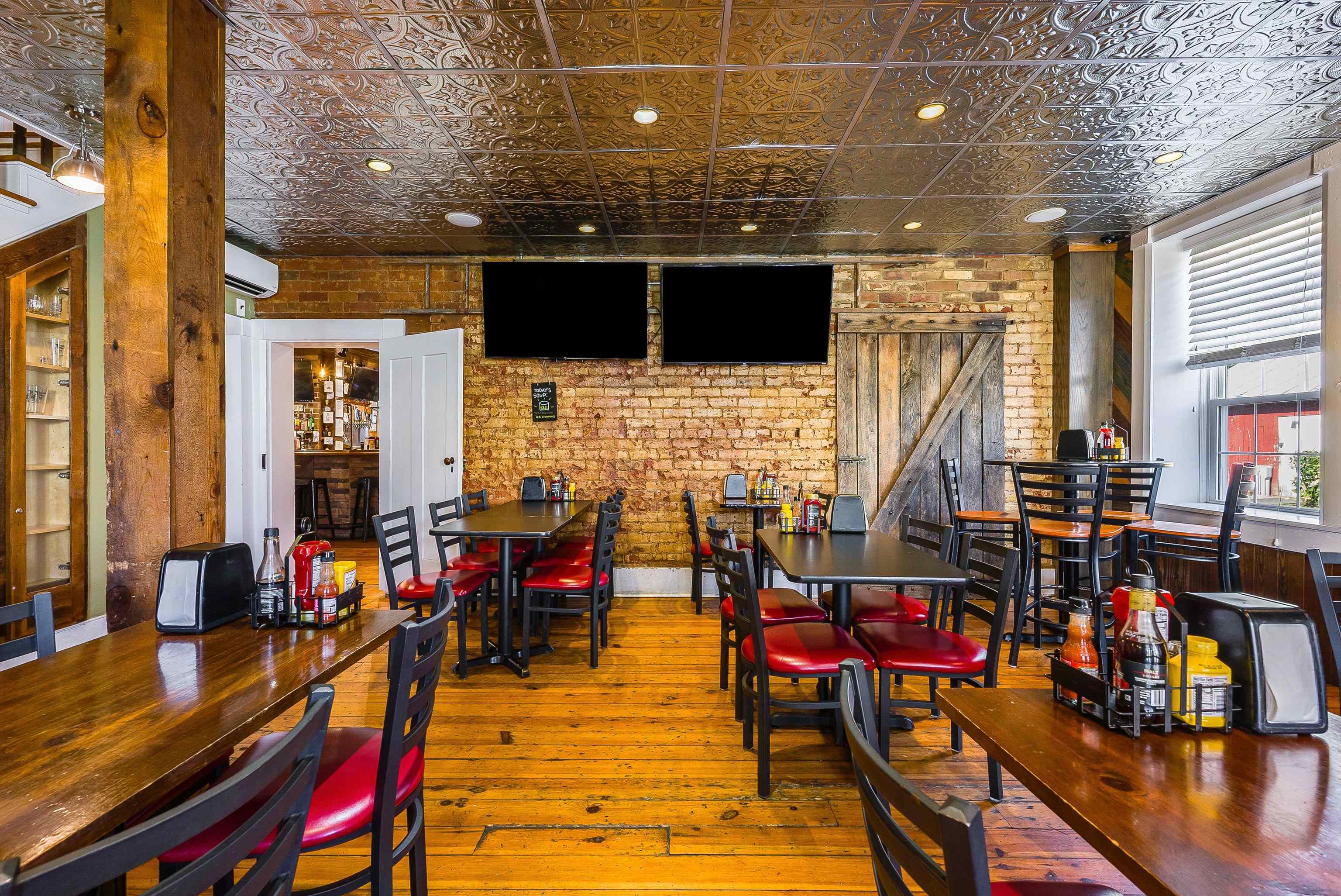 403 NORTH MAIN ST