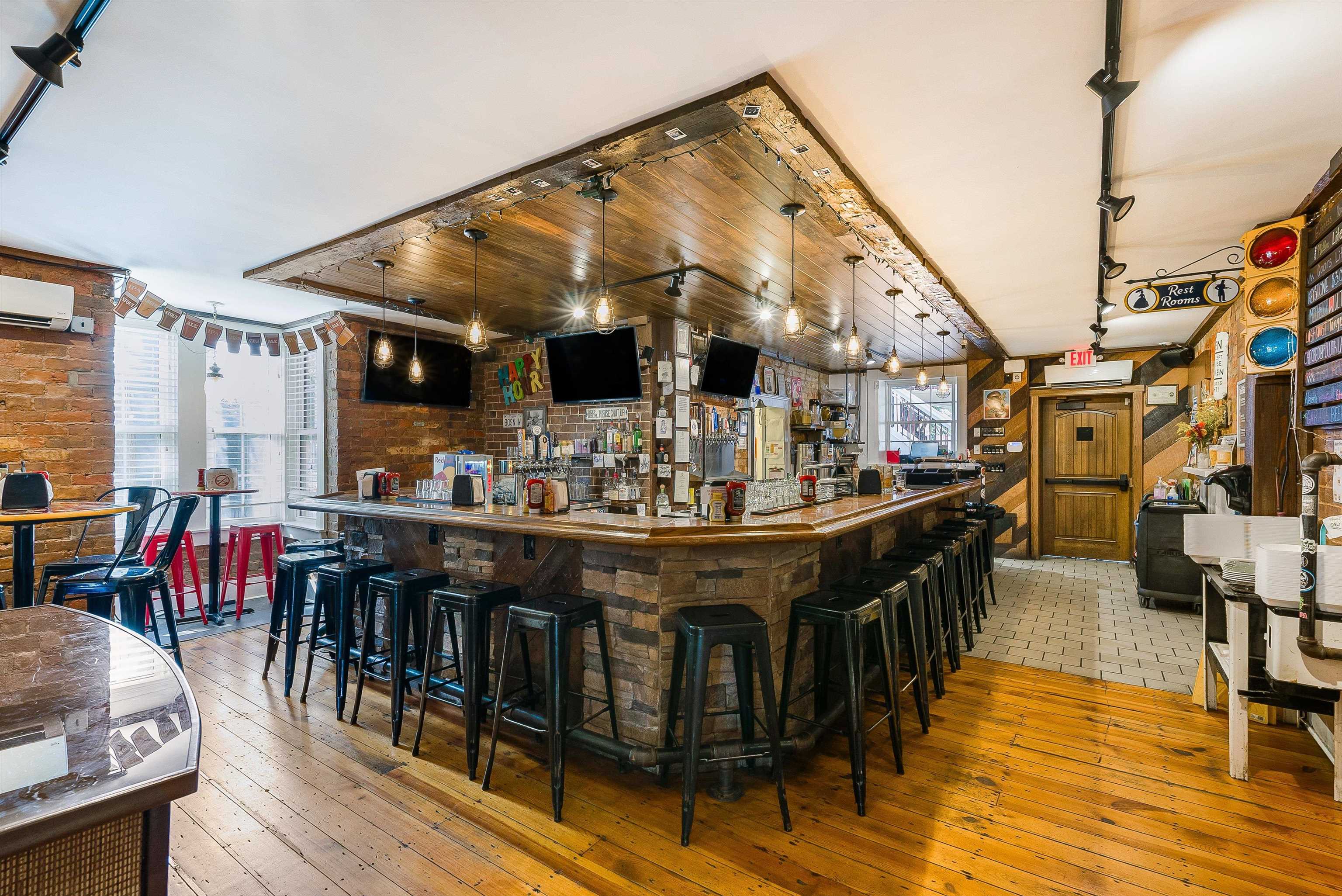 403 NORTH MAIN ST