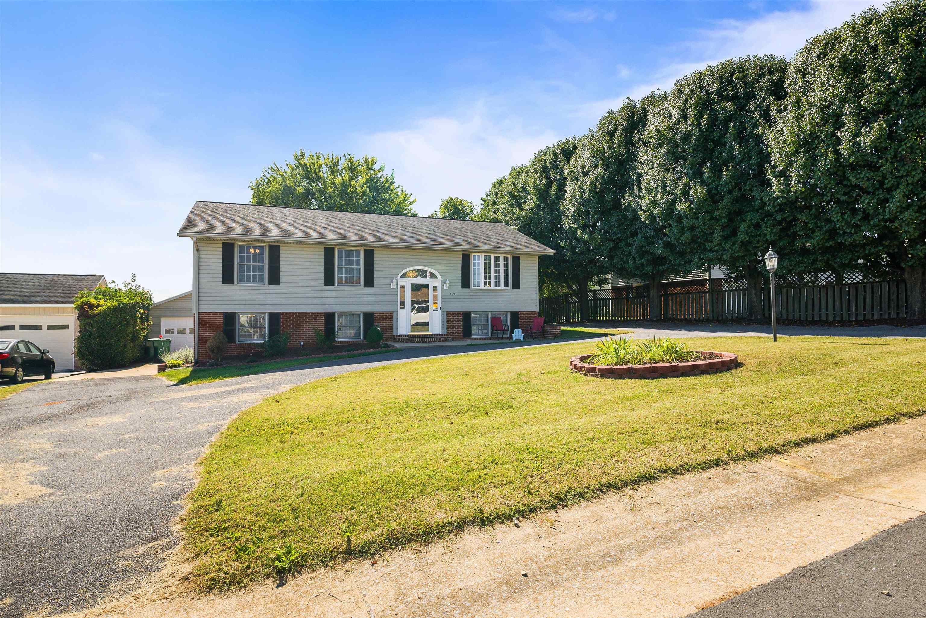 170 MORNINGSIDE DR