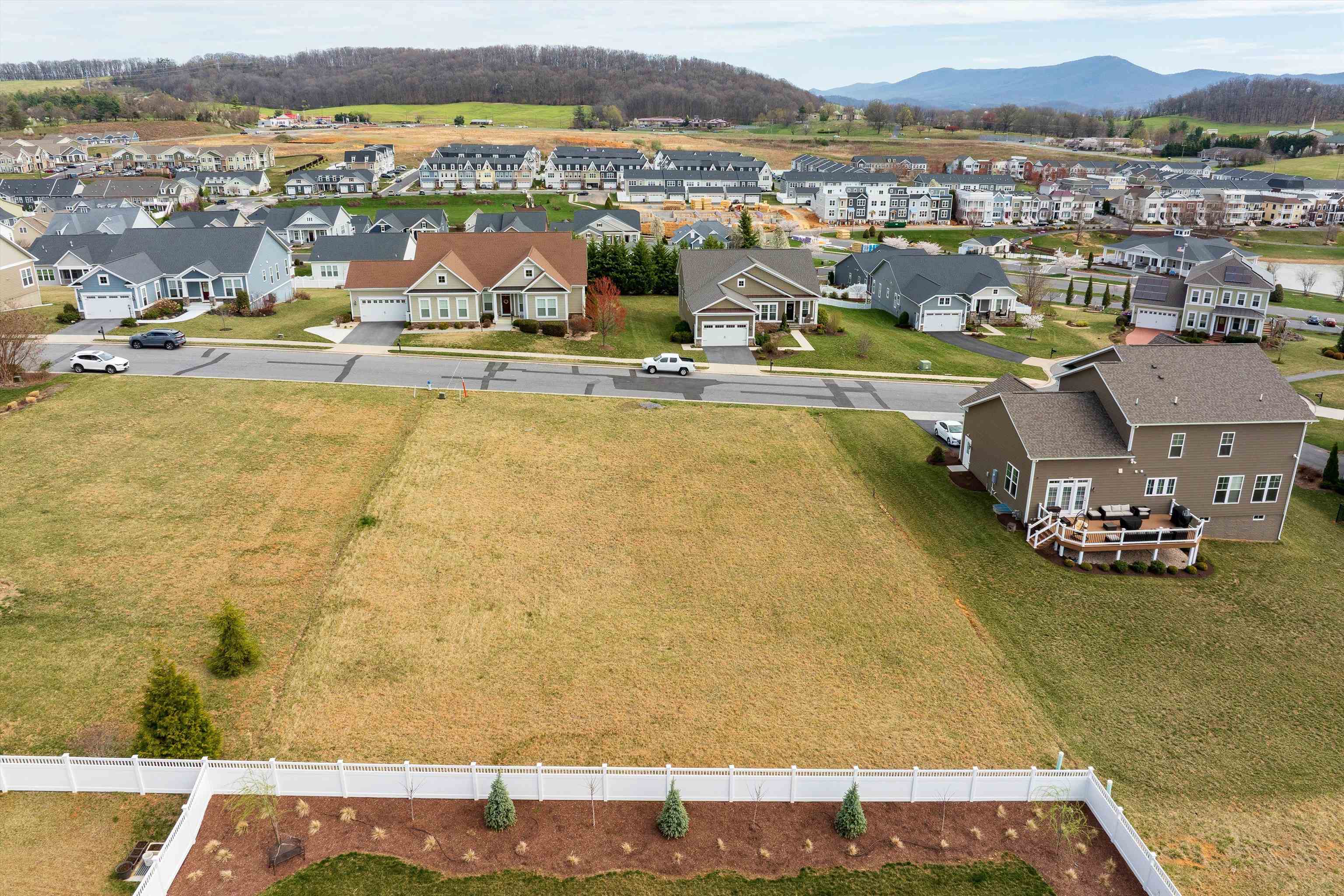 3190 HENRY GRANT HILL