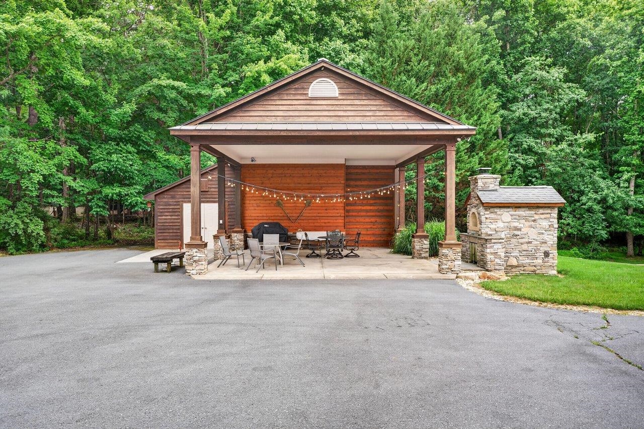 1380 BLOOMER SPRINGS RD