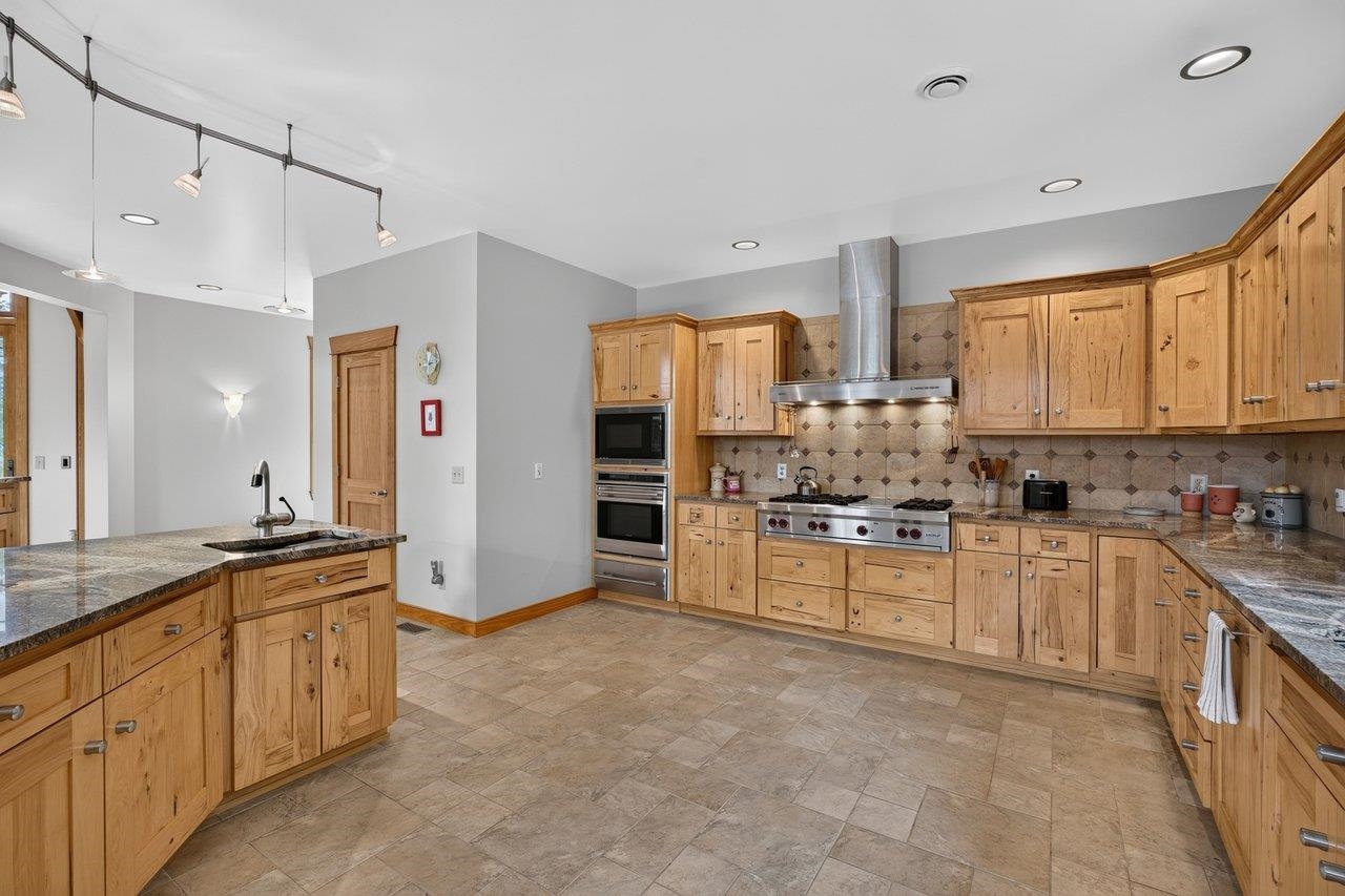 1380 BLOOMER SPRINGS RD