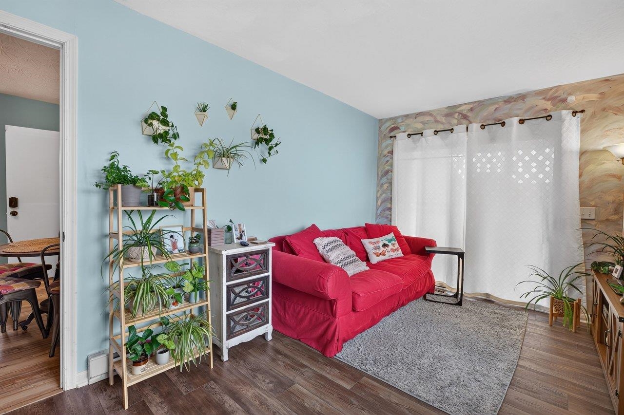 639 SILVER LAKE RD