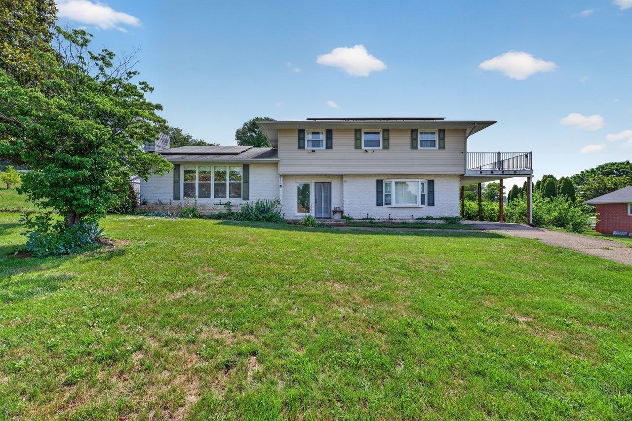 639 SILVER LAKE RD