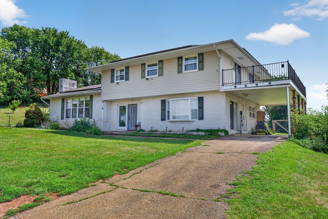 639 SILVER LAKE RD