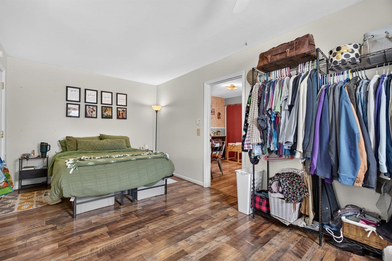 639 SILVER LAKE RD