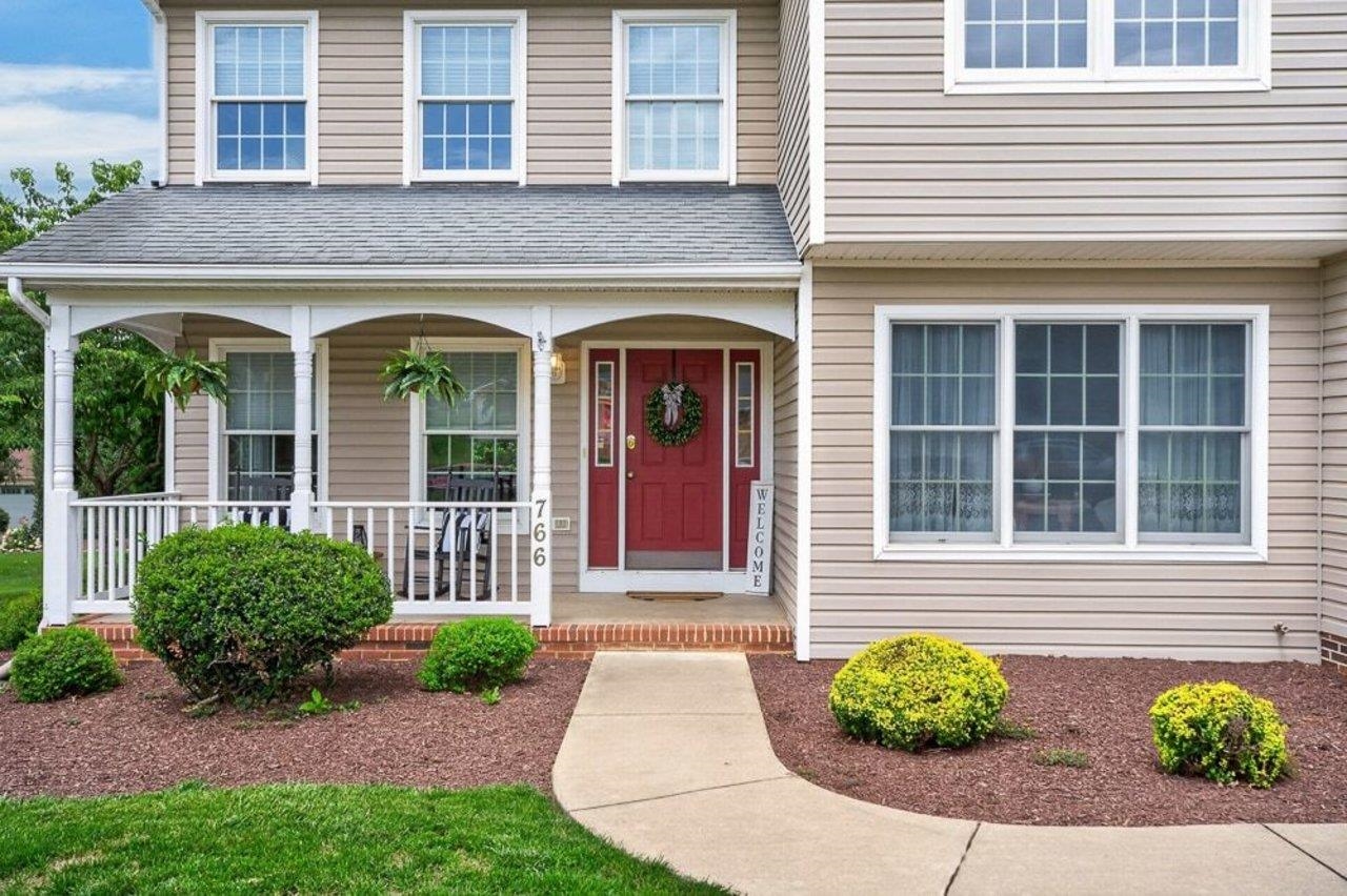 766 SUGAR MAPLE LN