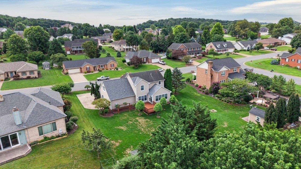 766 SUGAR MAPLE LN