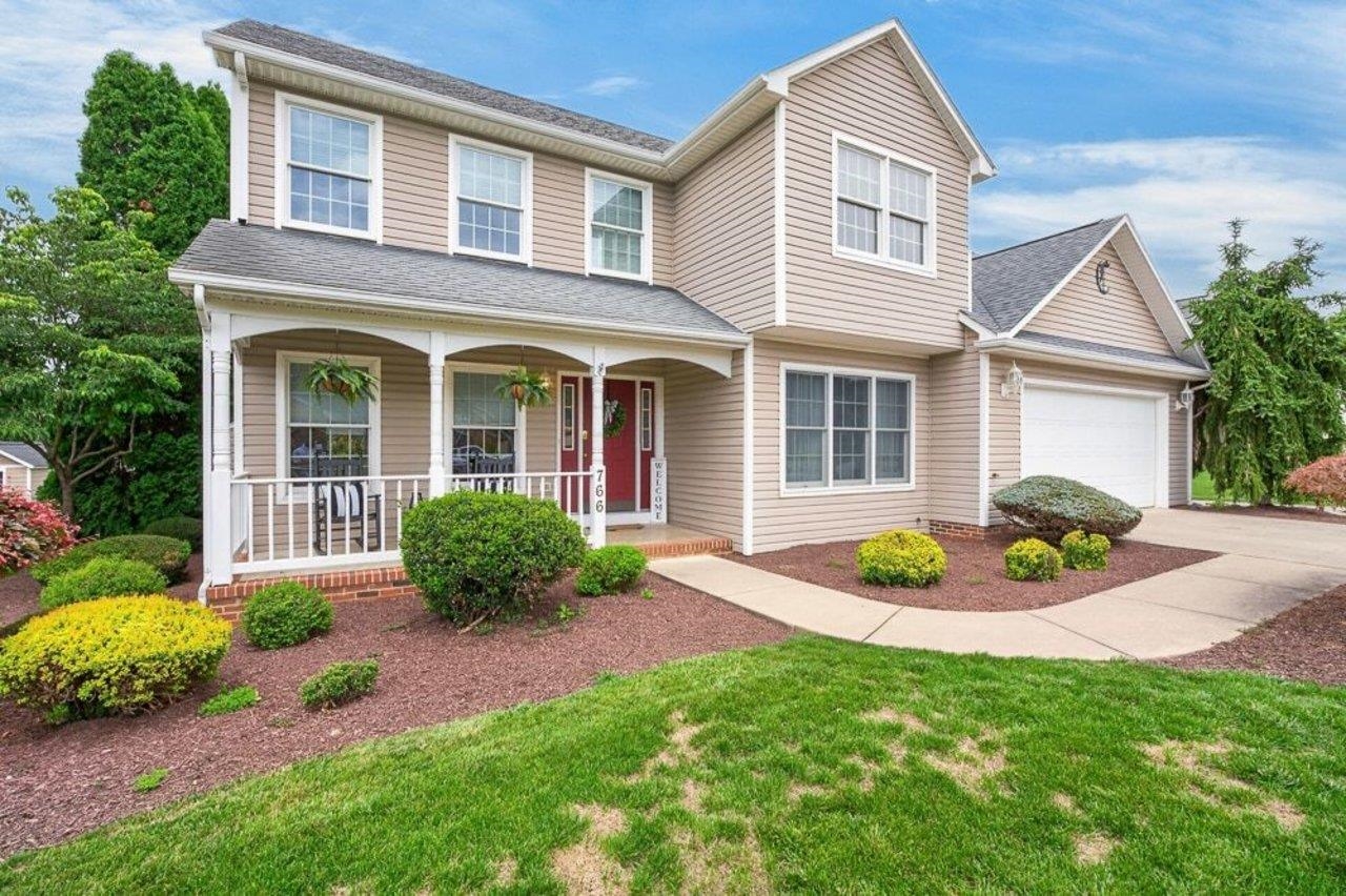 766 SUGAR MAPLE LN