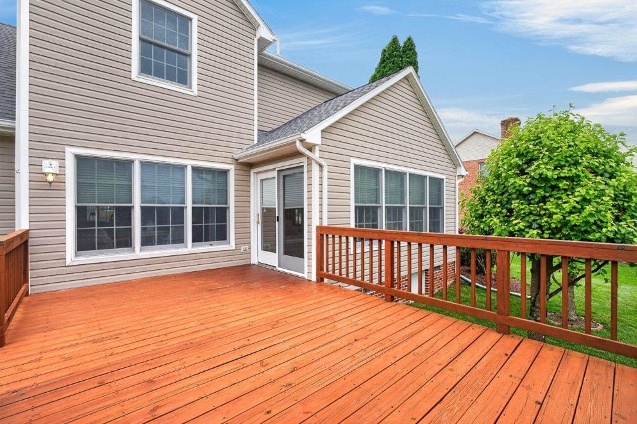 766 SUGAR MAPLE LN