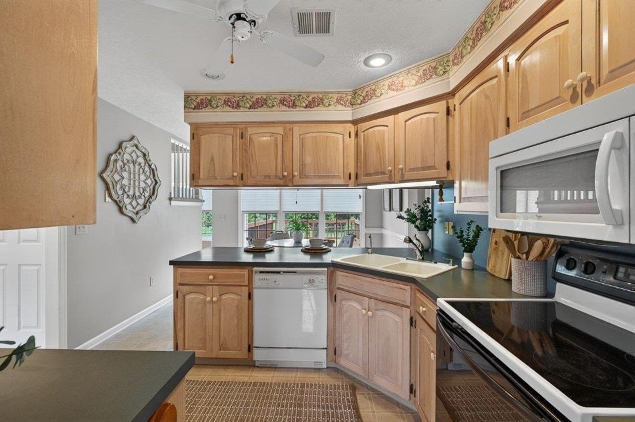 766 SUGAR MAPLE LN