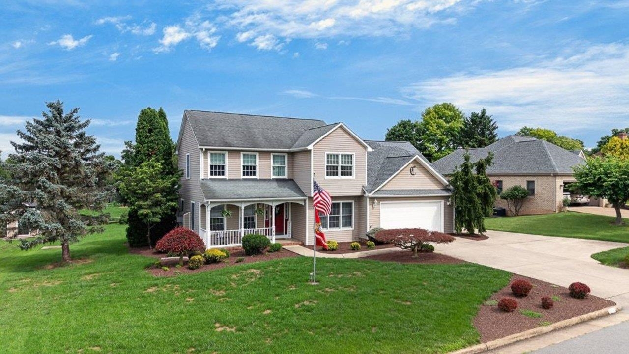 766 SUGAR MAPLE LN