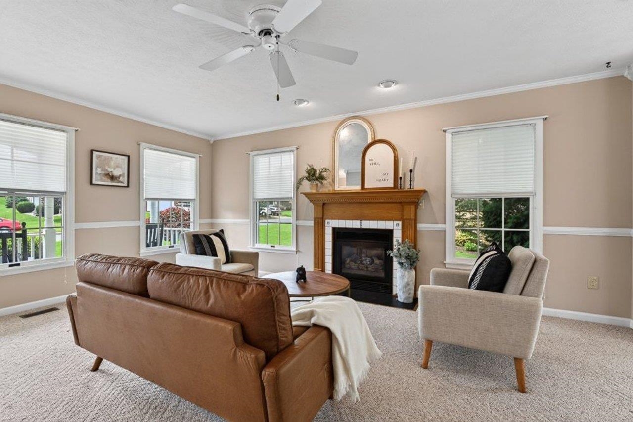 766 SUGAR MAPLE LN