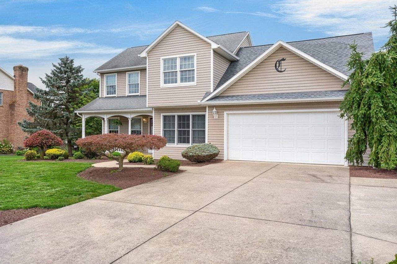 766 SUGAR MAPLE LN