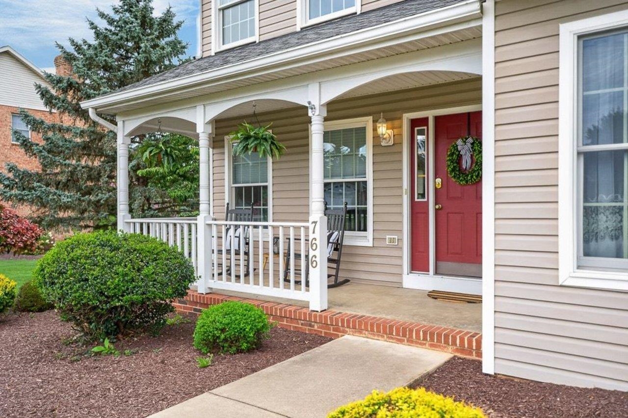 766 SUGAR MAPLE LN