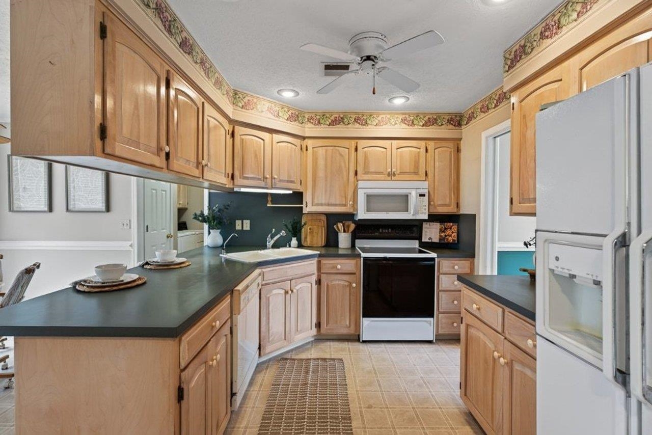 766 SUGAR MAPLE LN