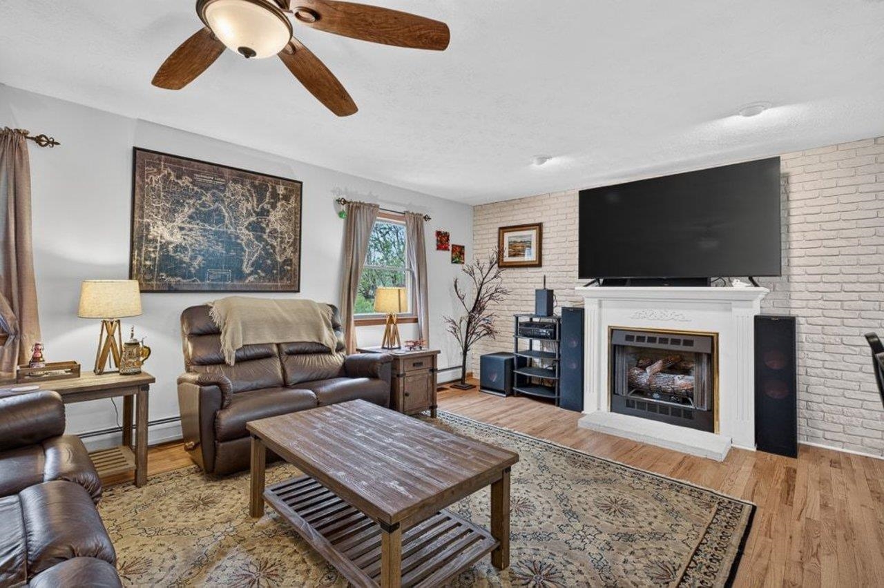822 PARKERSBURG TPKE