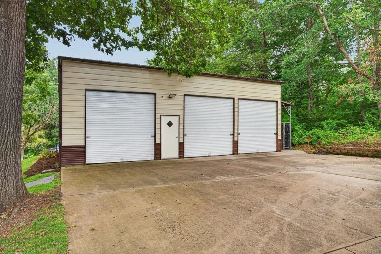 822 PARKERSBURG TPKE