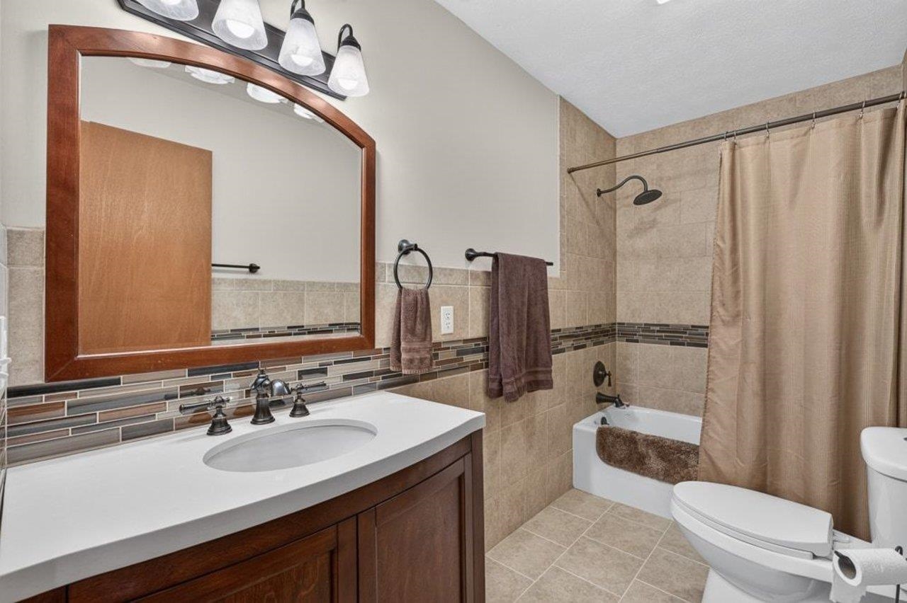 822 PARKERSBURG TPKE