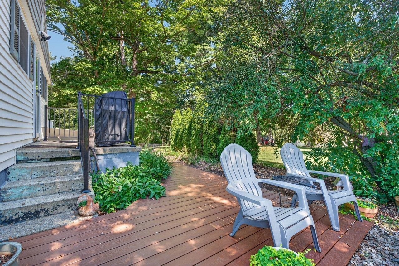 366 HERMITAGE RD