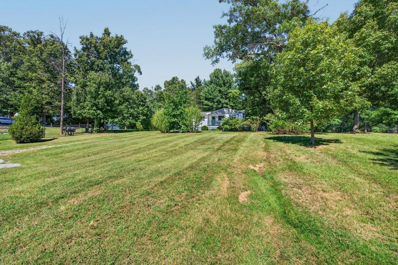 366 HERMITAGE RD