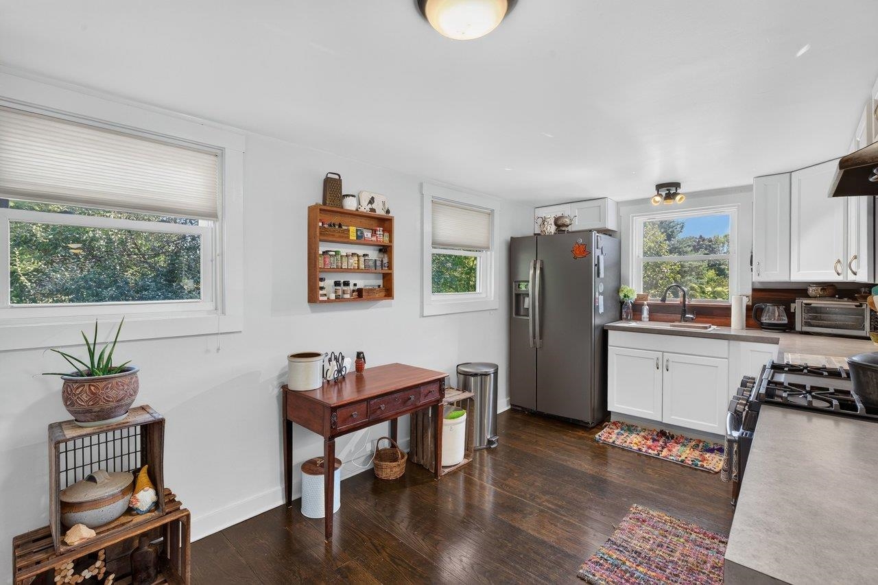 366 HERMITAGE RD