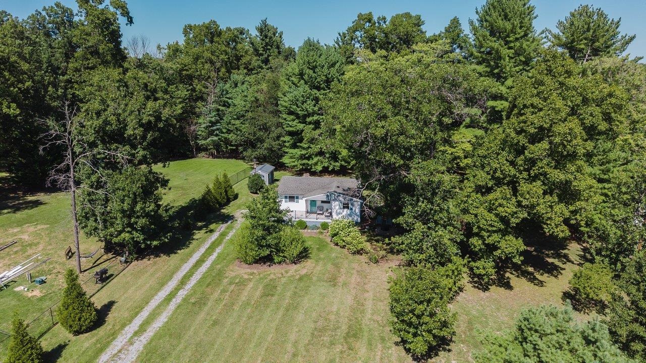 366 HERMITAGE RD