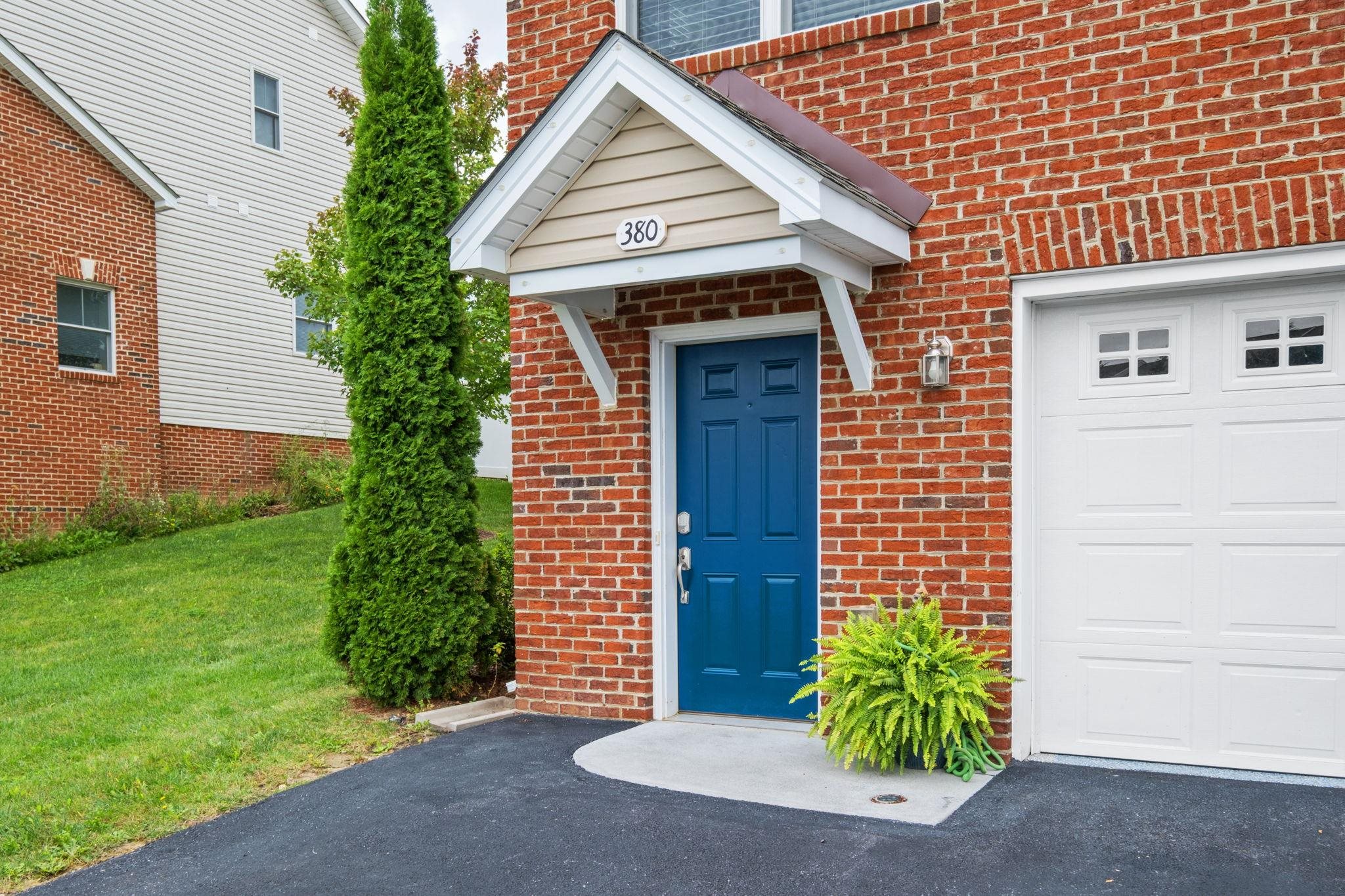 380 TANZANITE DR