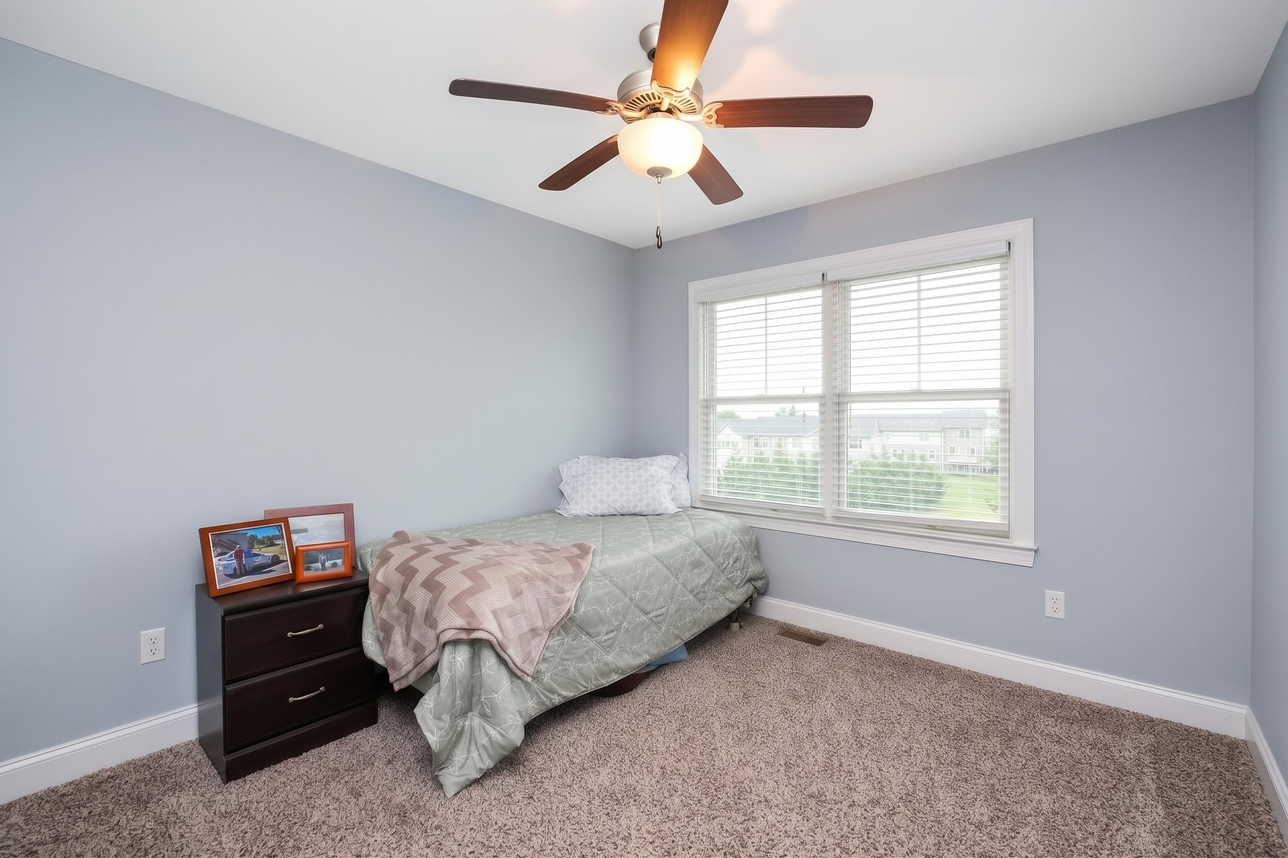 380 TANZANITE DR