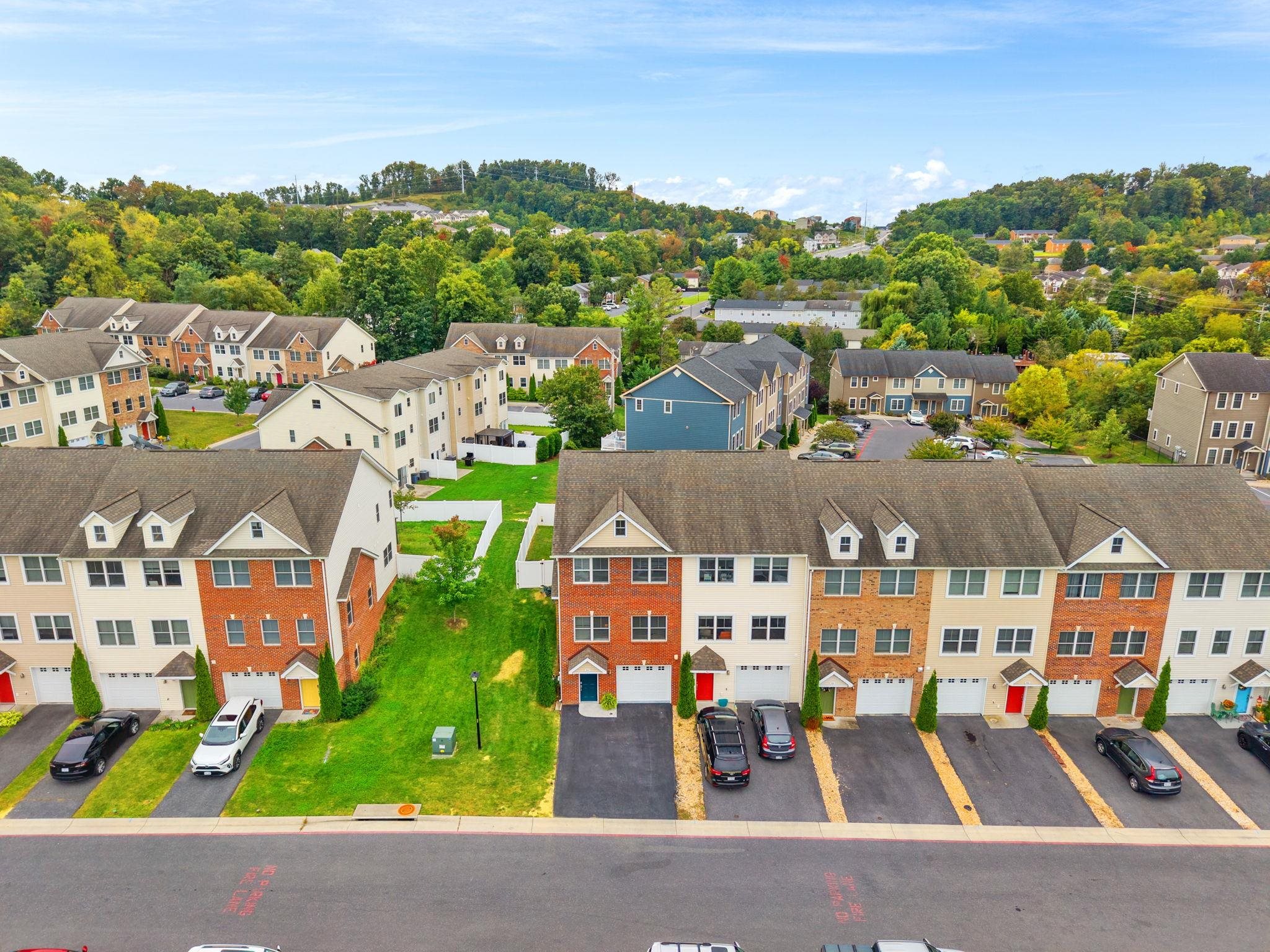 380 TANZANITE DR
