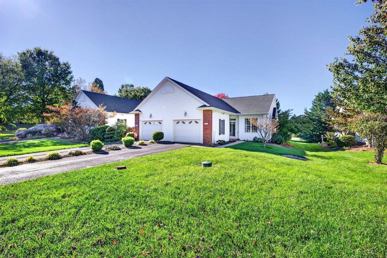 381 SPRING OAKS DR