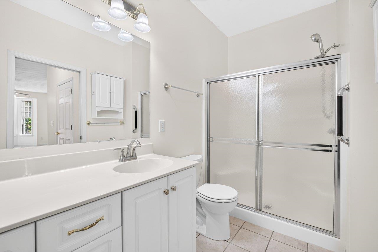 381 SPRING OAKS DR