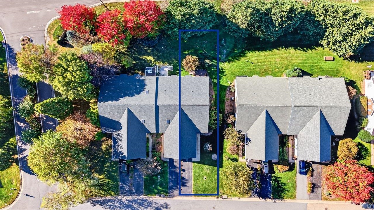 381 SPRING OAKS DR