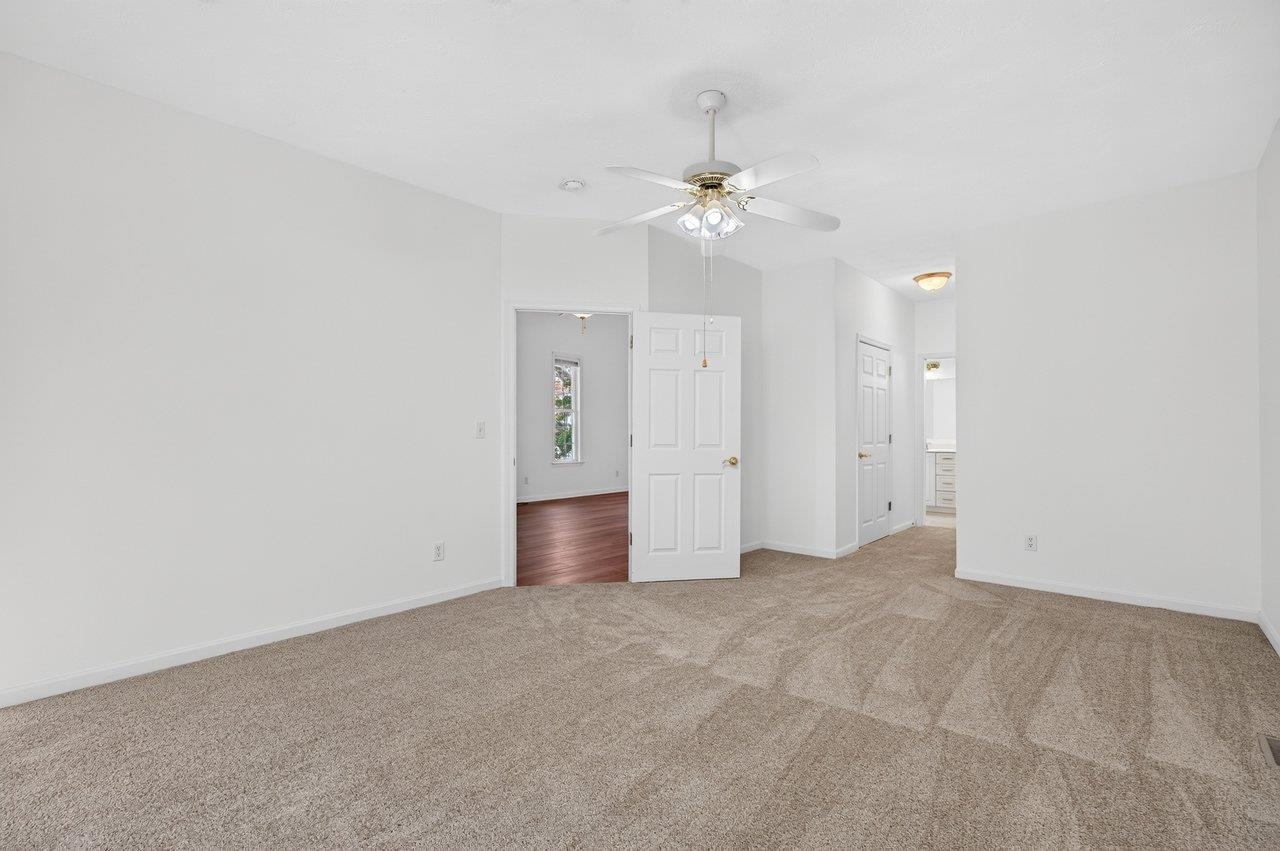 381 SPRING OAKS DR